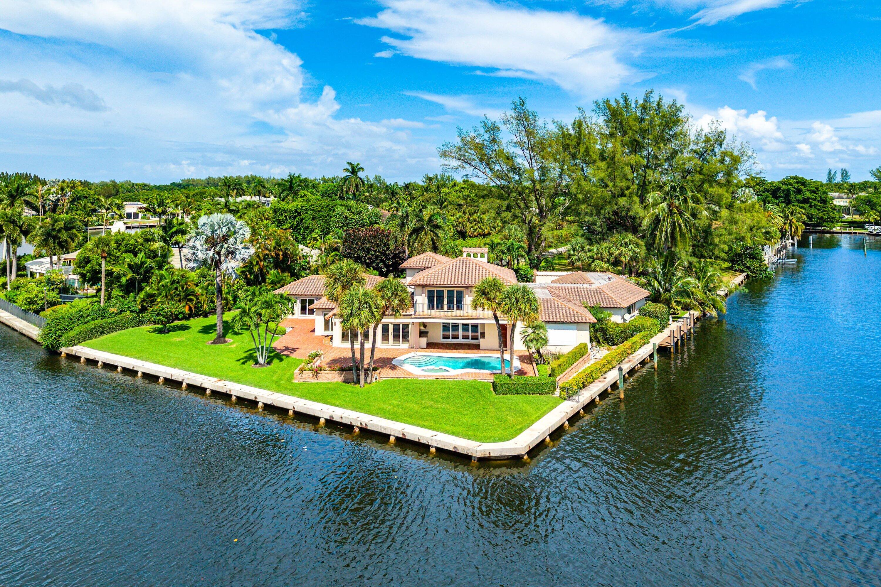 11 N Hidden Harbour Drive