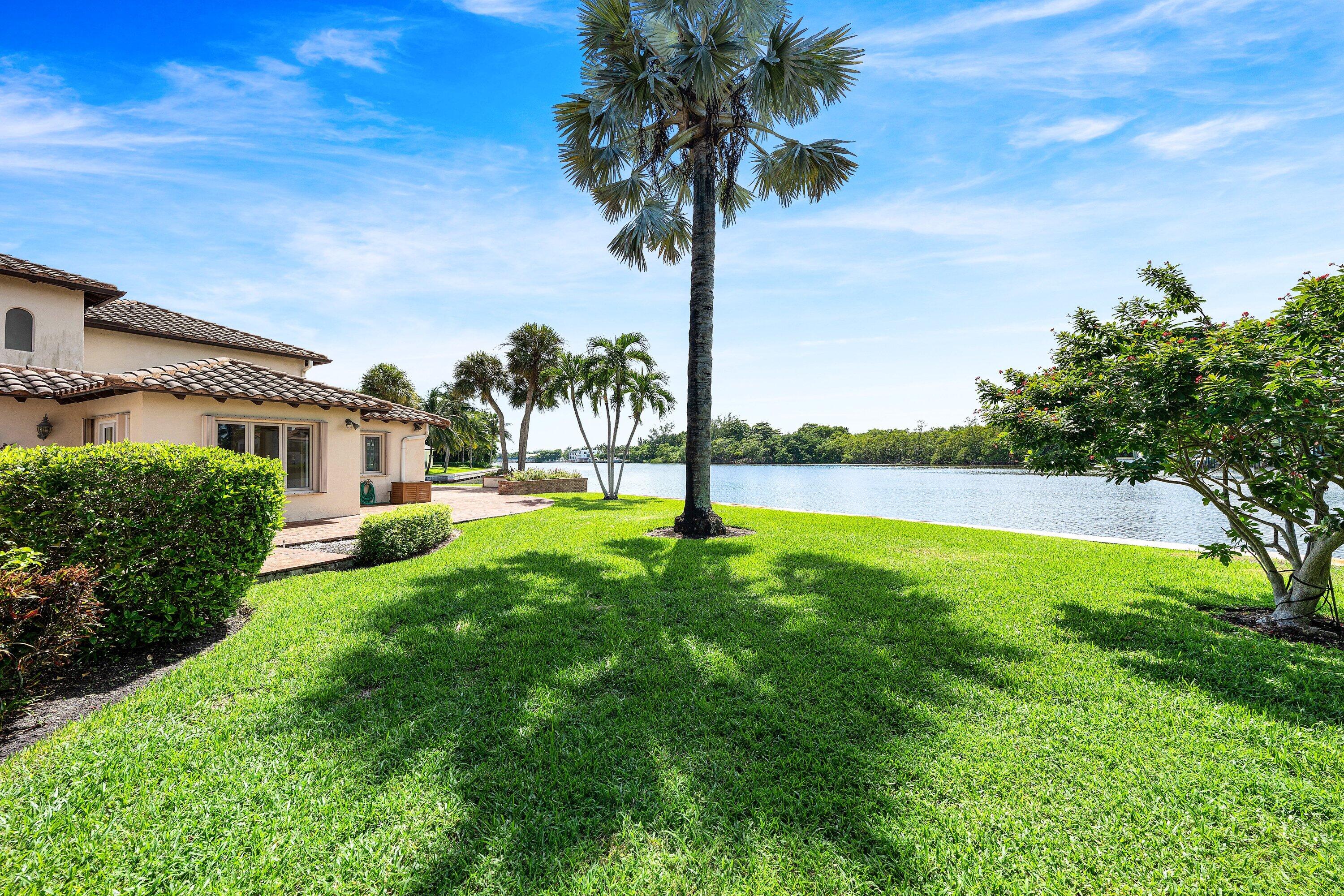 11 N Hidden Harbour Drive