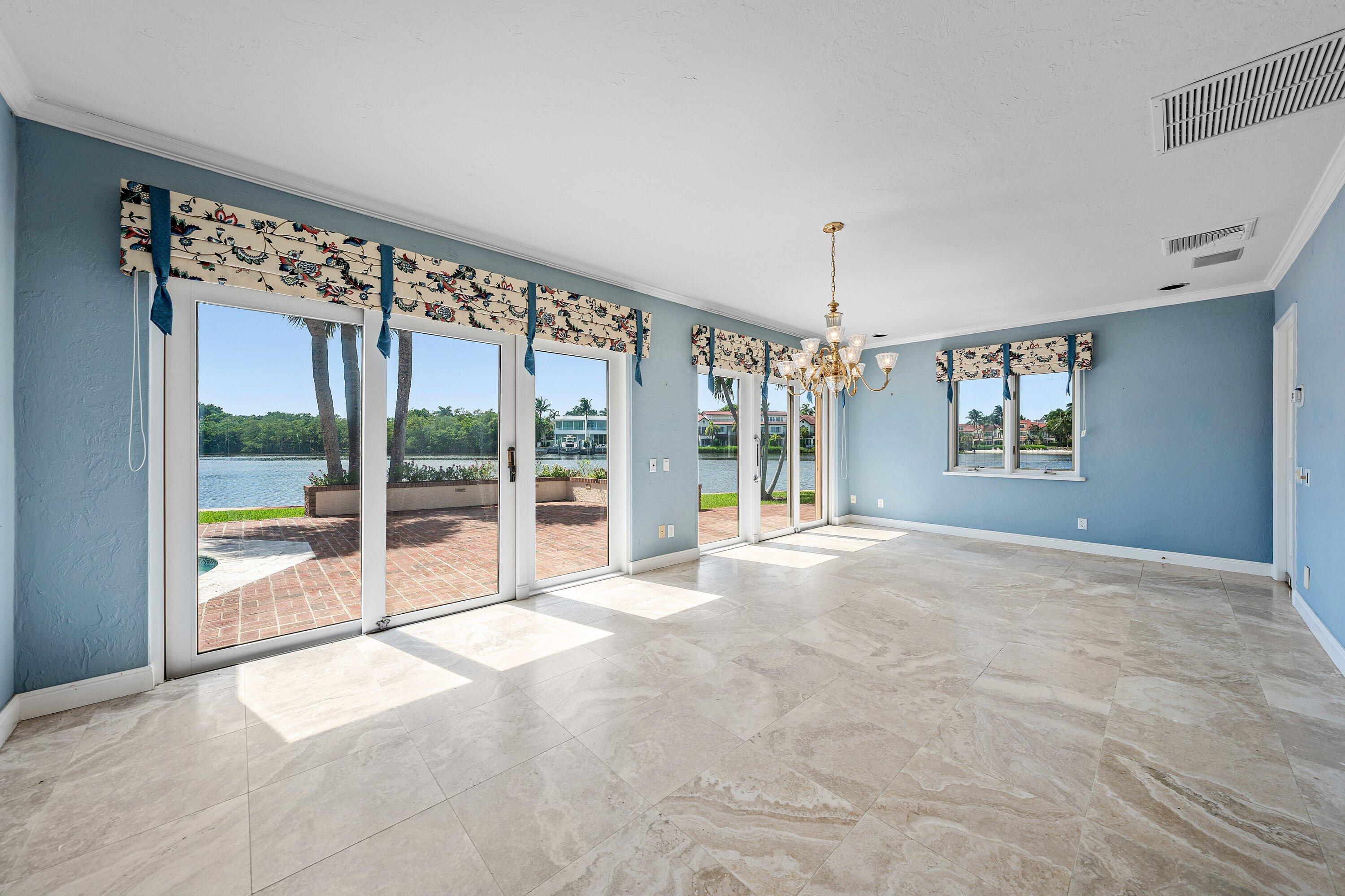 11 N Hidden Harbour Drive