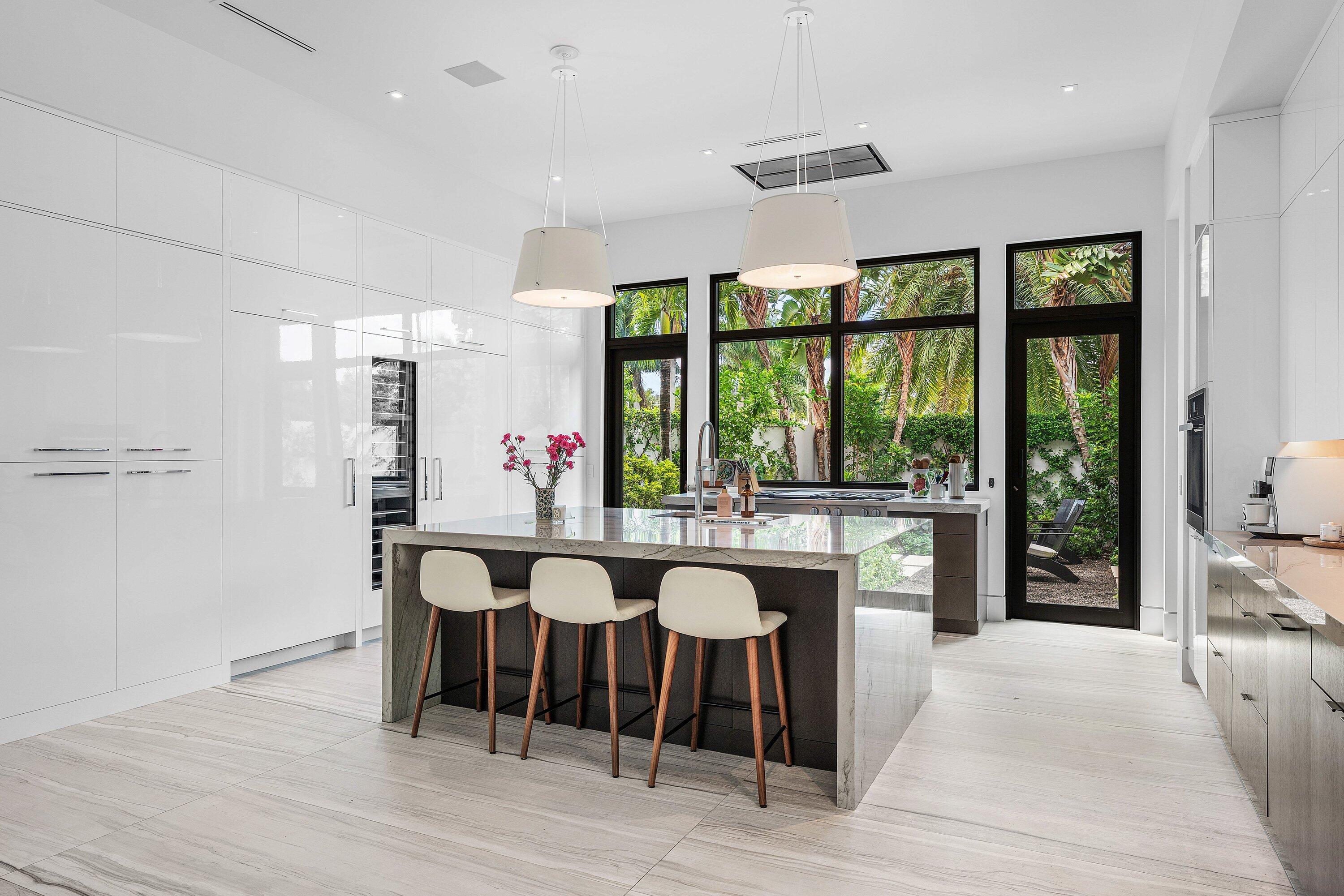 800 Seagate Drive