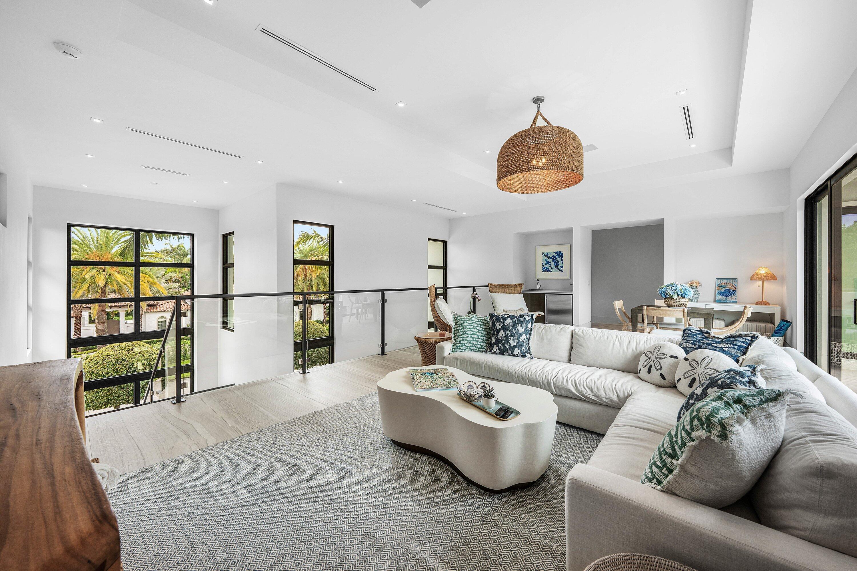 800 Seagate Drive