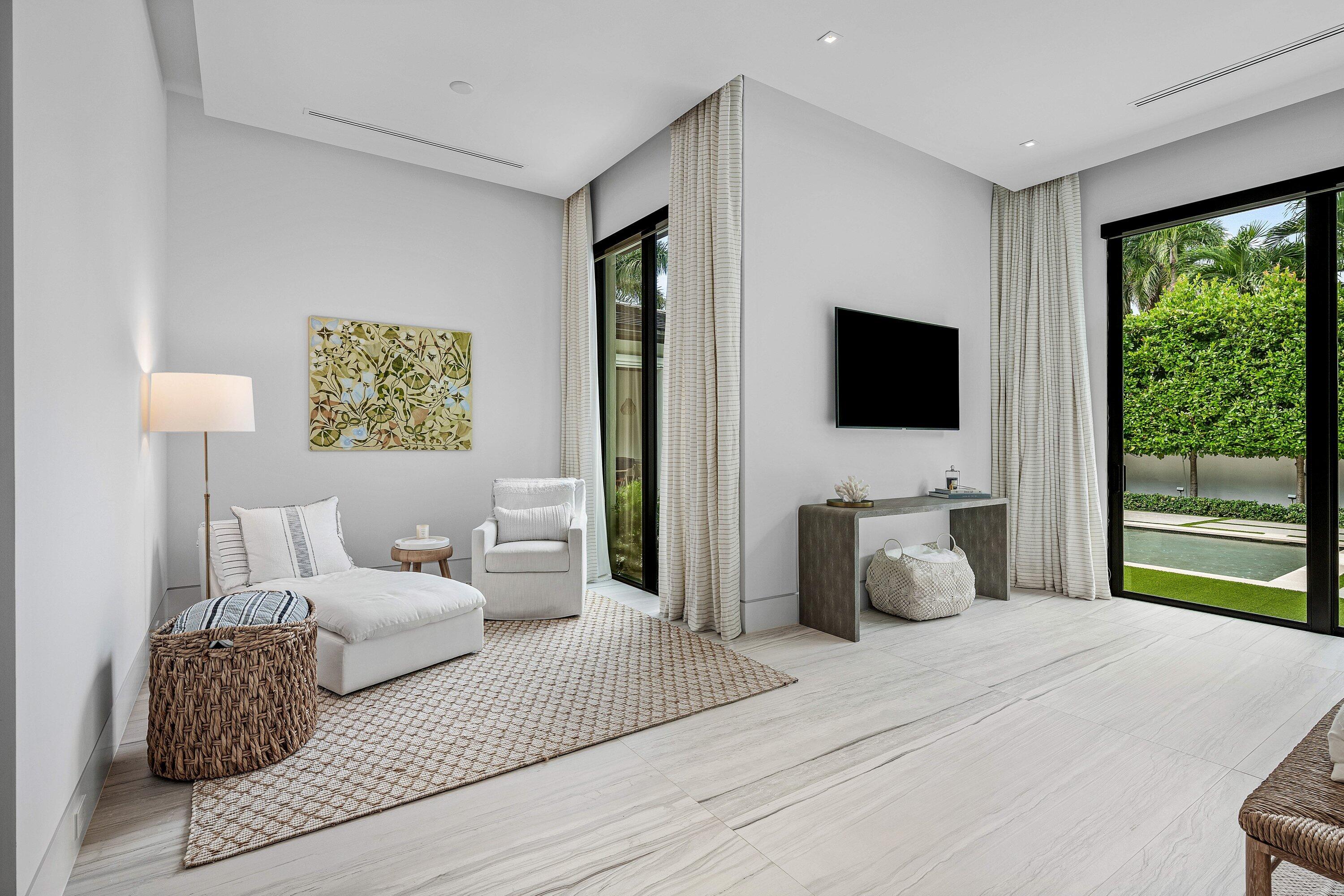800 Seagate Drive