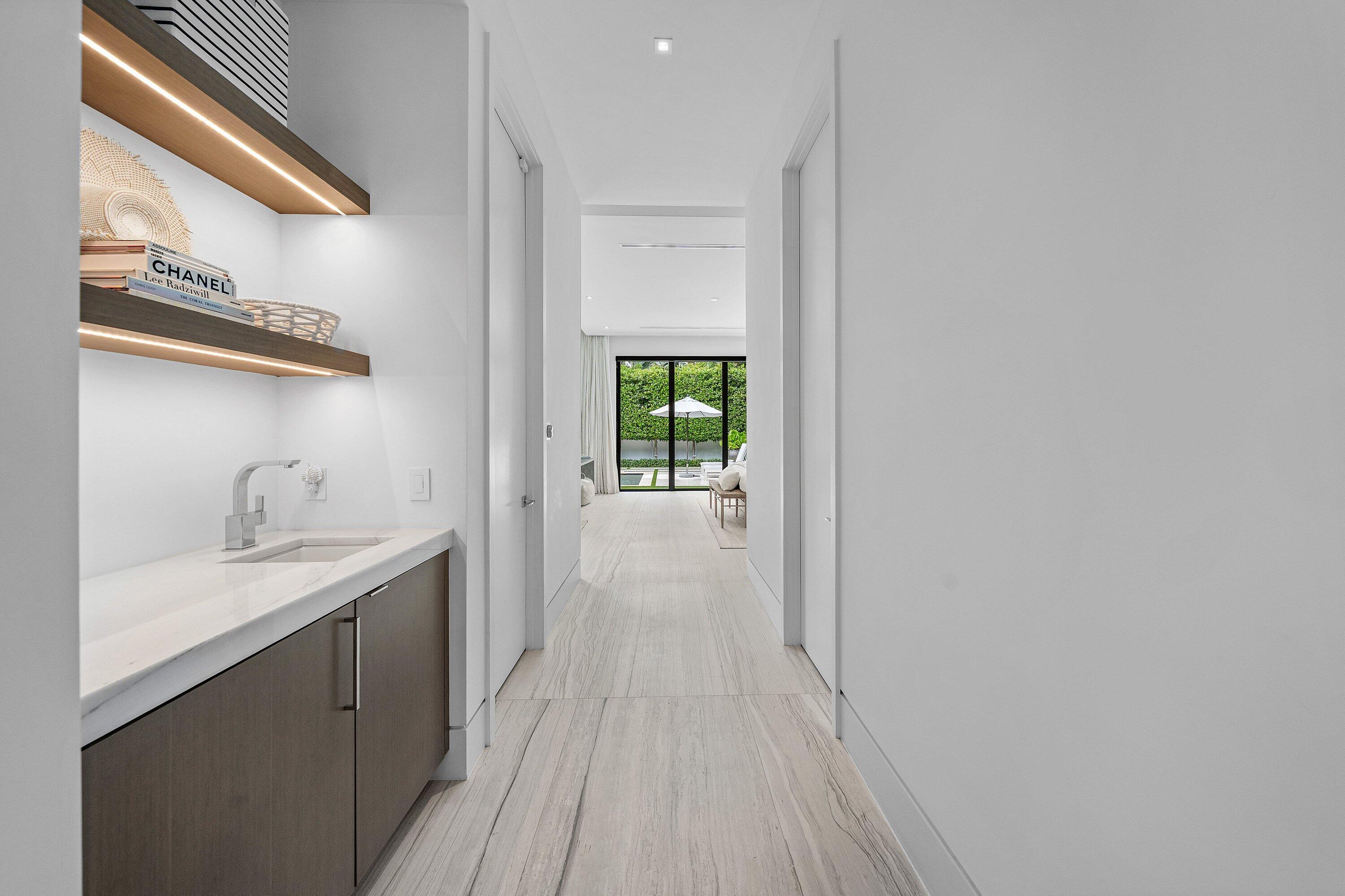 800 Seagate Drive