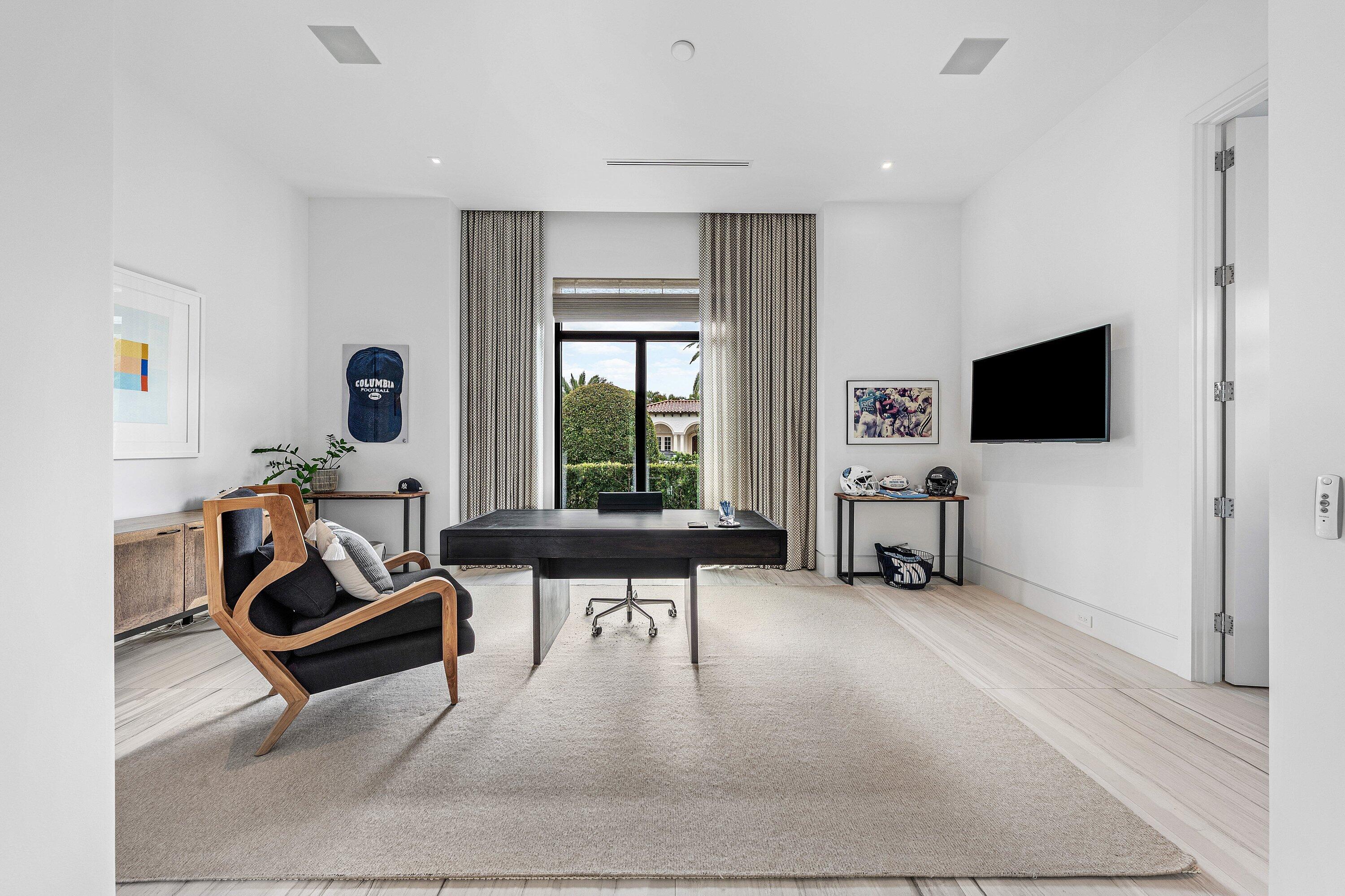 800 Seagate Drive