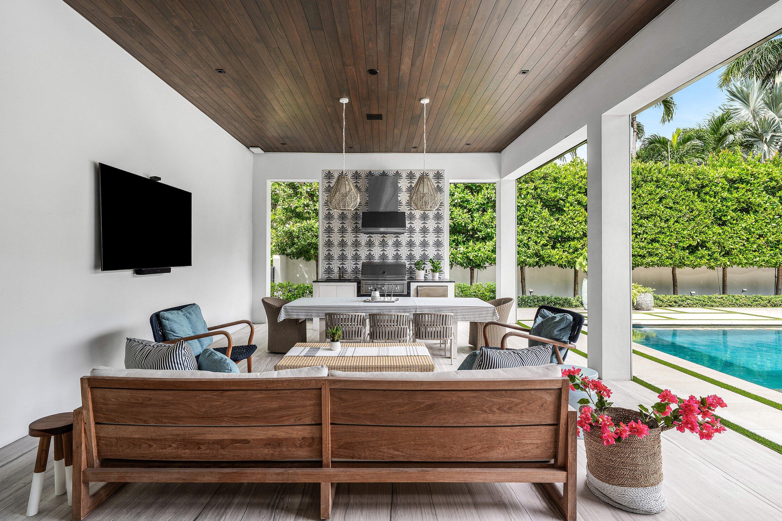 800 Seagate Drive
