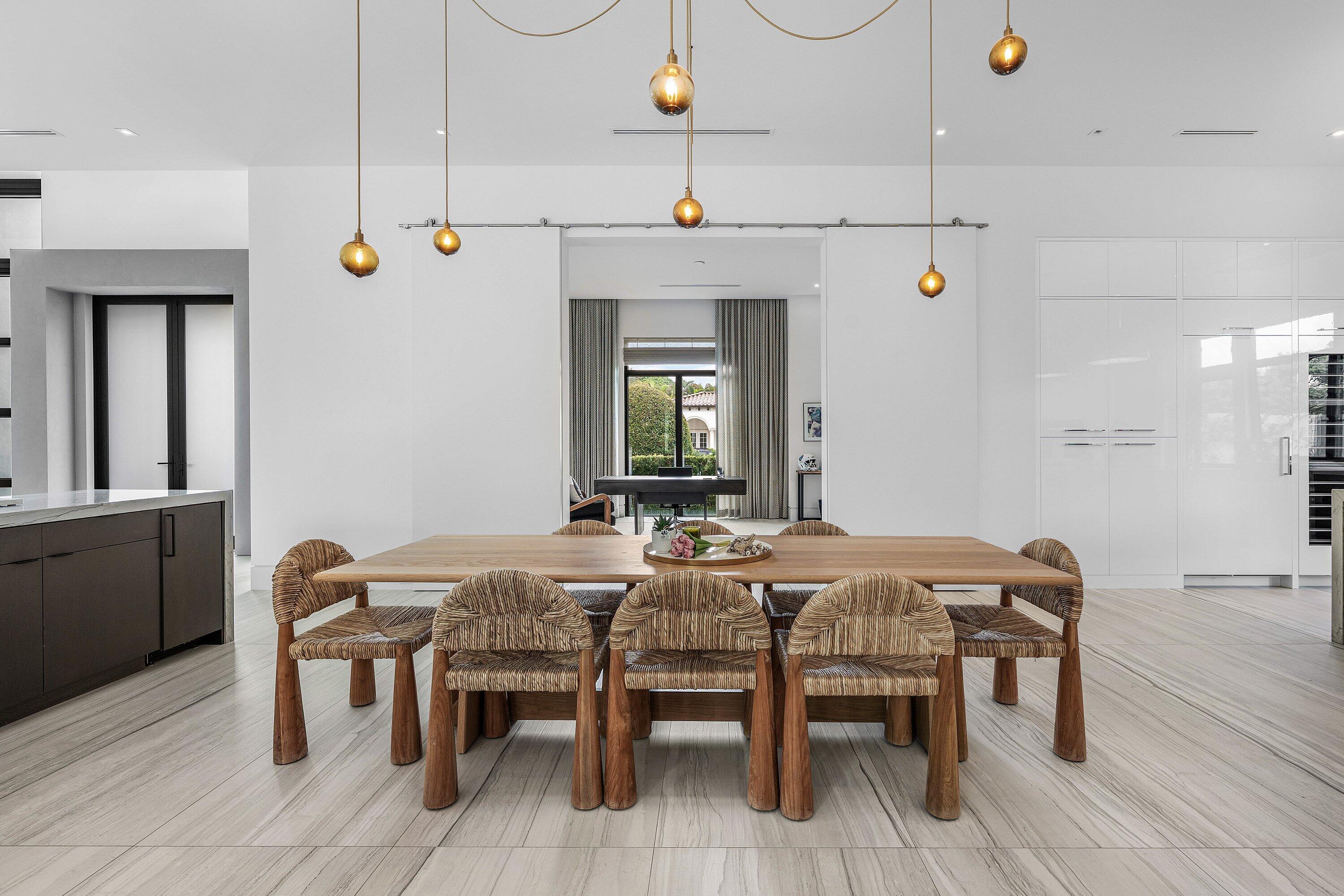 800 Seagate Drive