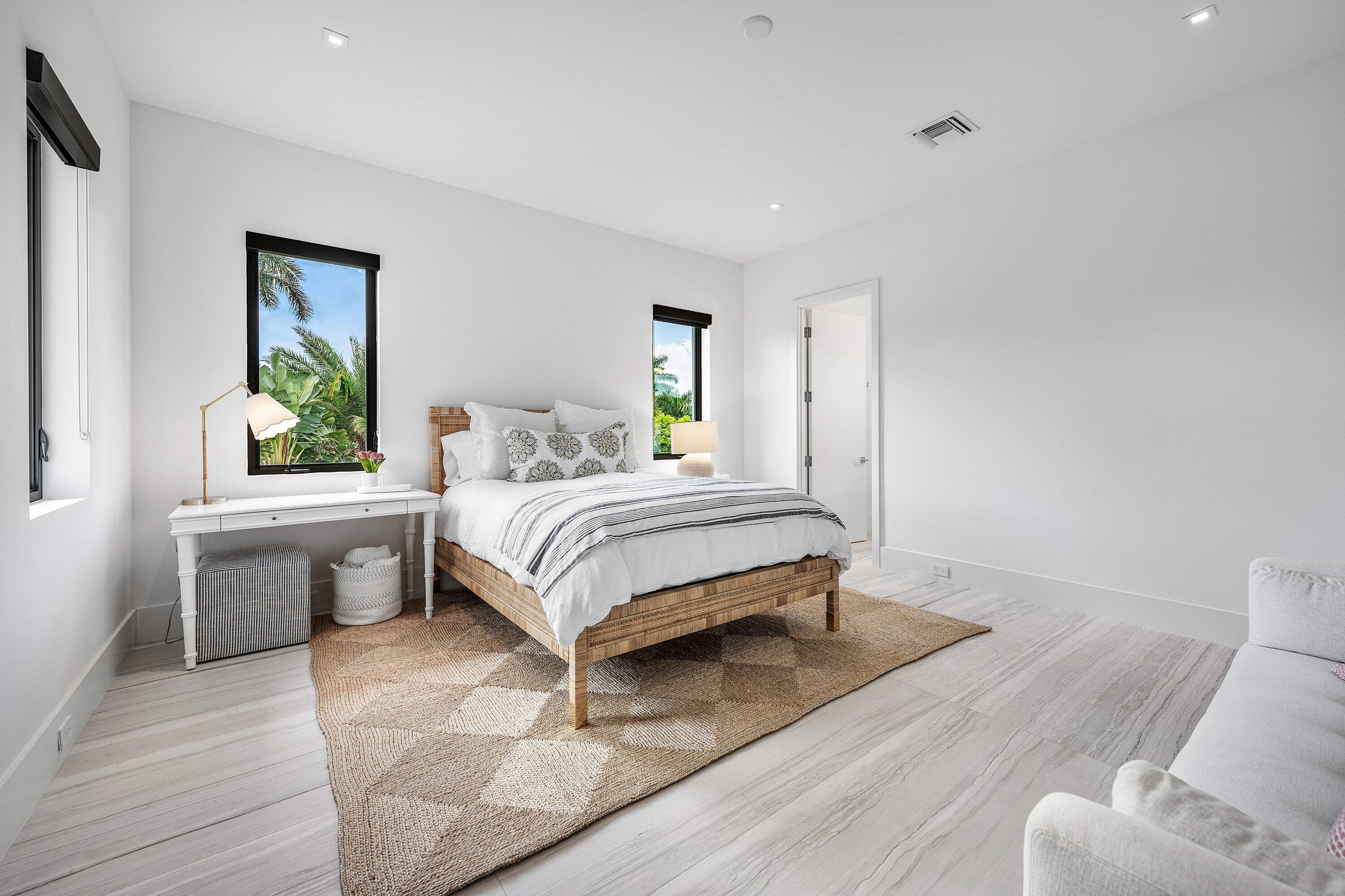 800 Seagate Drive