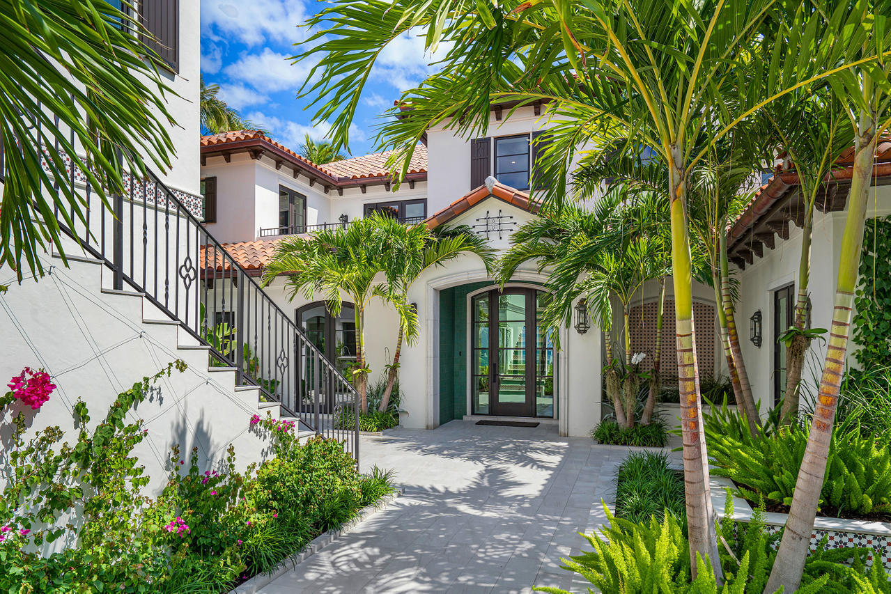 1535 N Ocean Boulevard