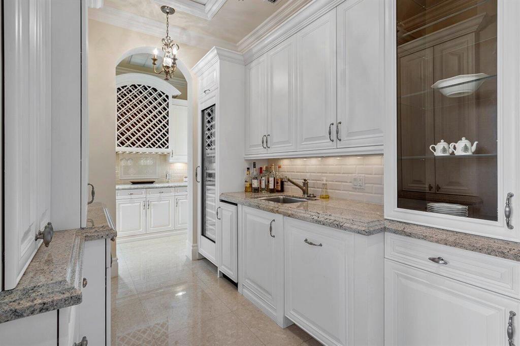 4216 Intracoastal Drive