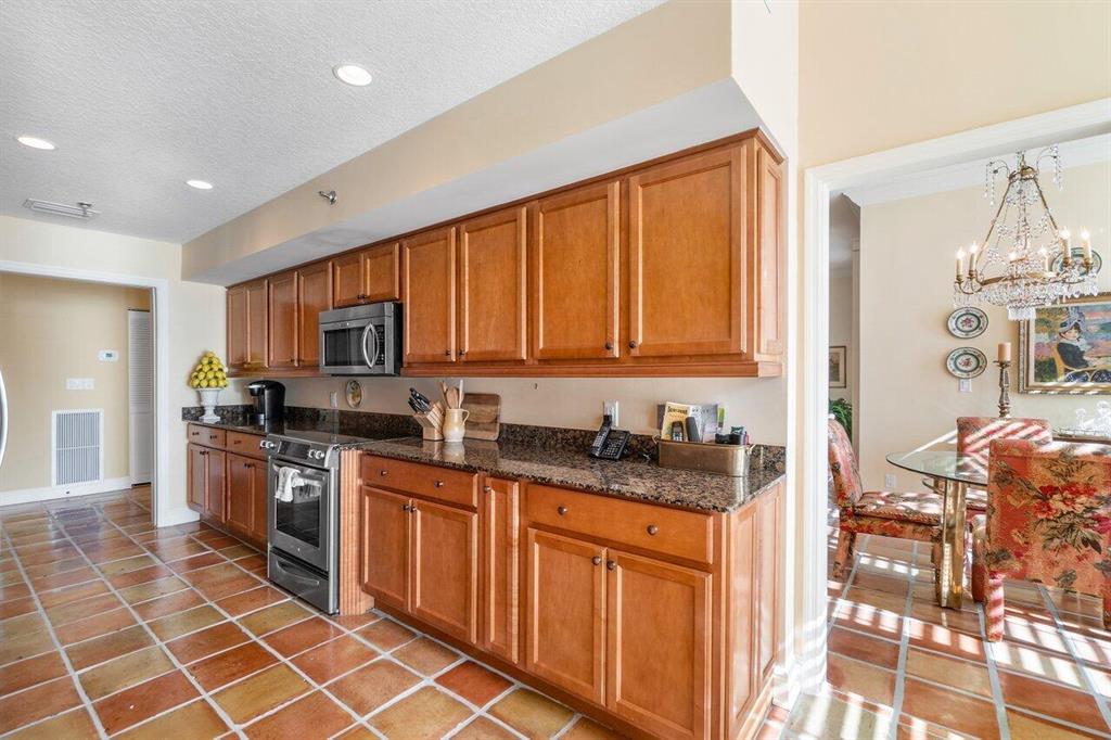 3900 N Ocean Boulevard Unit: 1