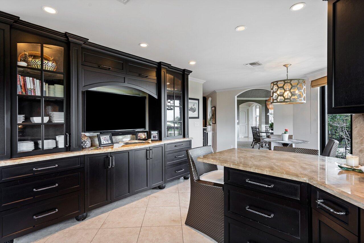 1171 N Ocean Boulevard Unit: 4-As