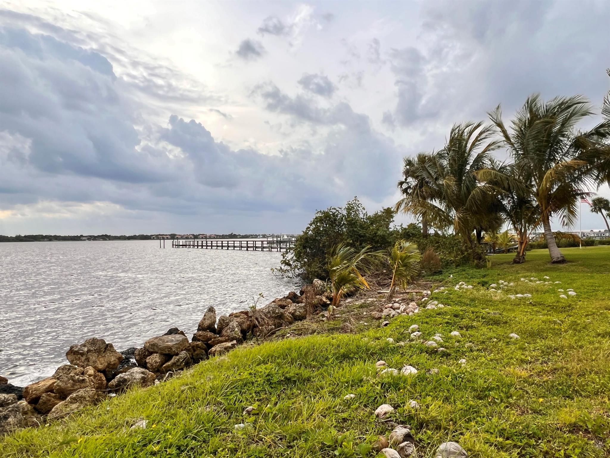 2320 NW Bay Colony Court