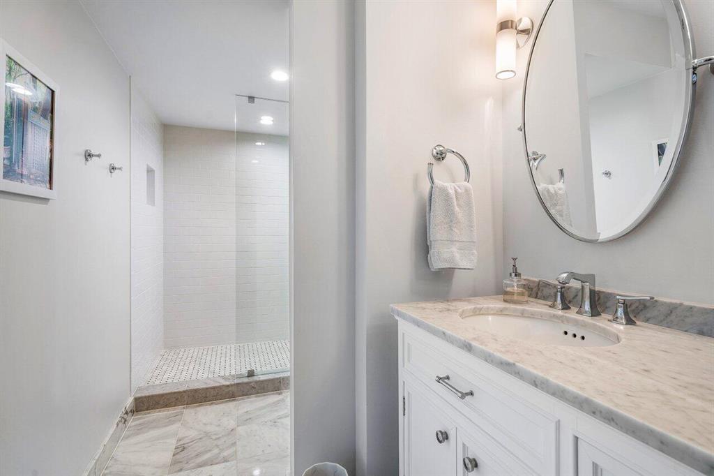 3900 N Ocean Boulevard Unit: 2b