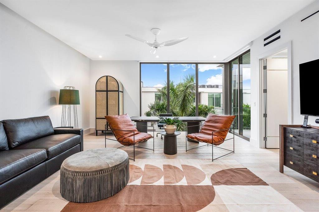 1901 S Ocean Boulevard Unit: 15