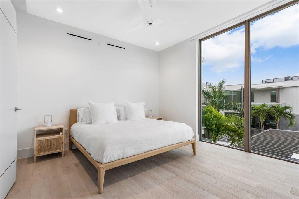 1901 S Ocean Boulevard Unit: 15