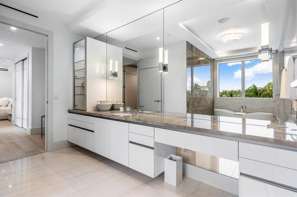 1901 S Ocean Boulevard Unit: 15