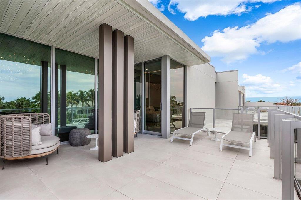1901 S Ocean Boulevard Unit: 15