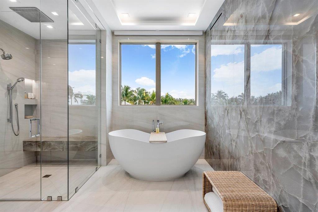 1901 S Ocean Boulevard Unit: 15