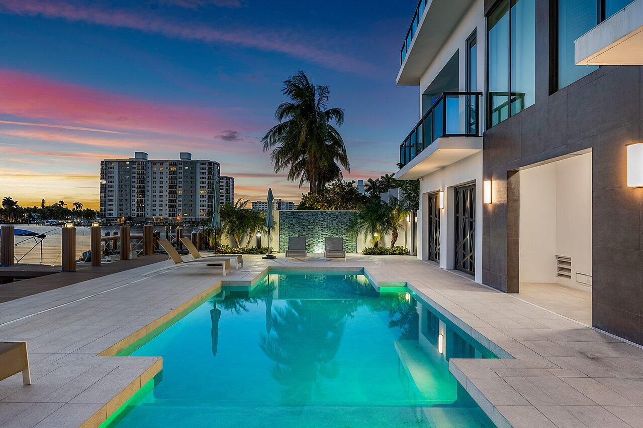 344 Venetian Drive Unit: 101