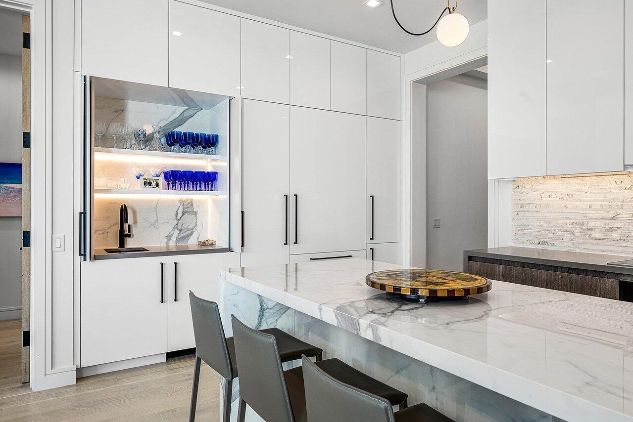 344 Venetian Drive Unit: 101