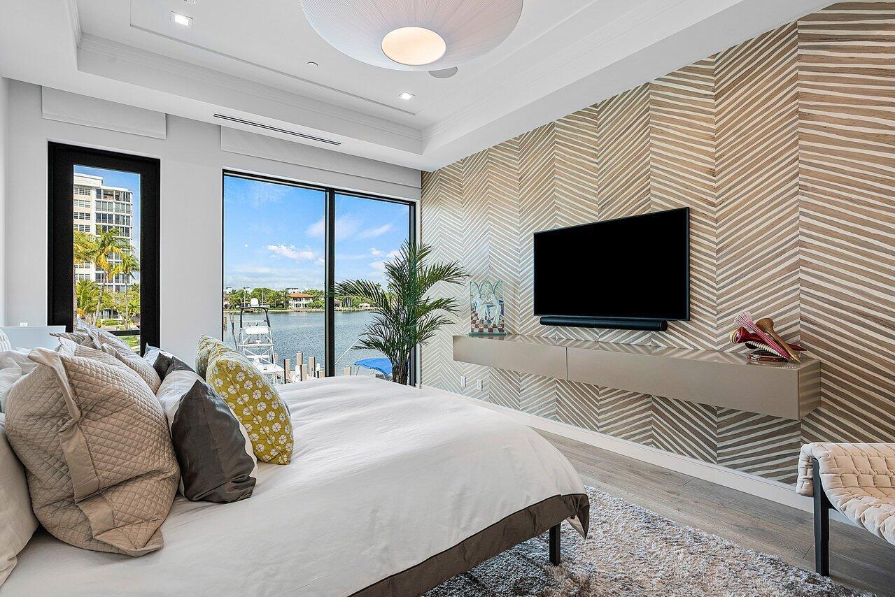 344 Venetian Drive Unit: 101