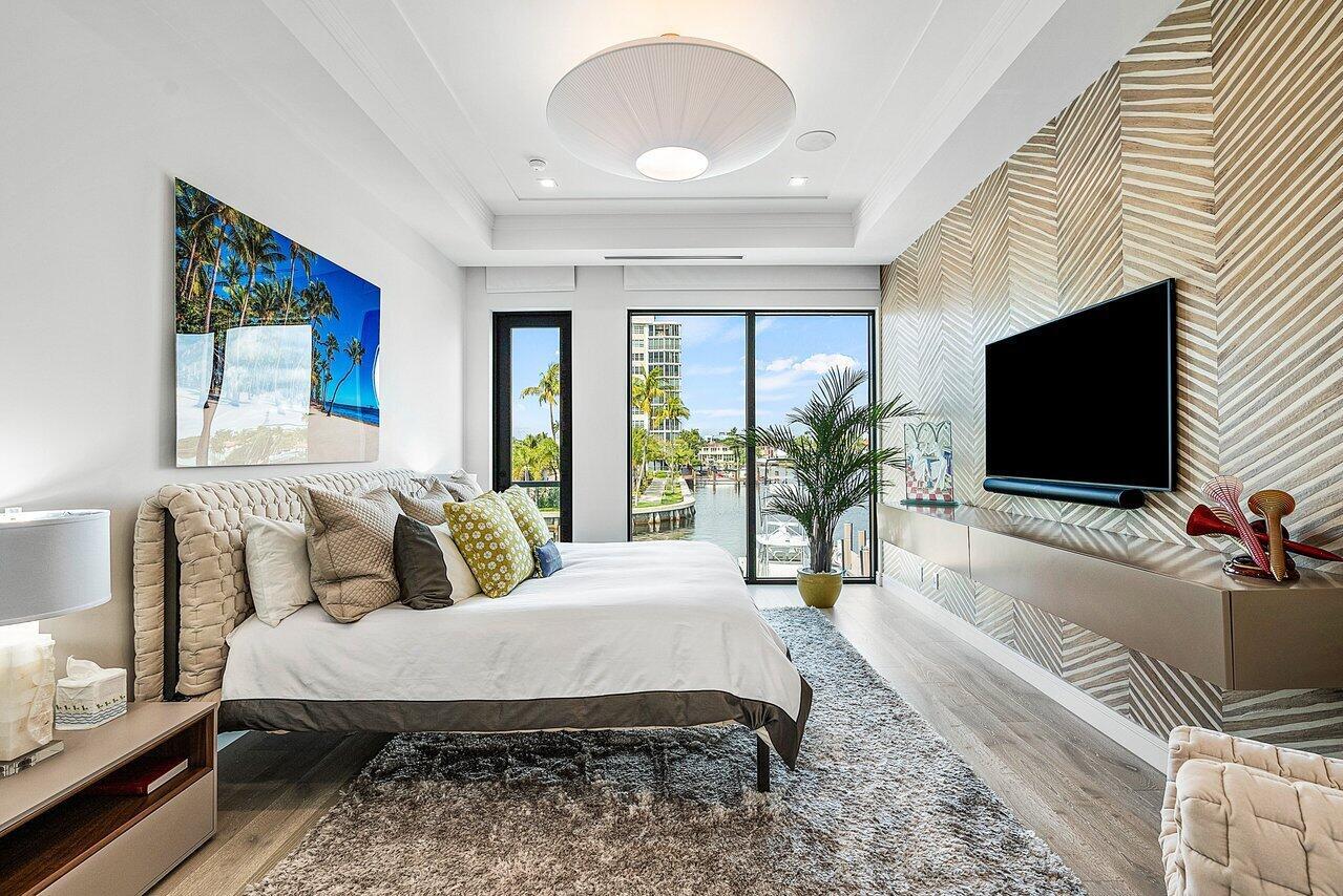 344 Venetian Drive Unit: 101
