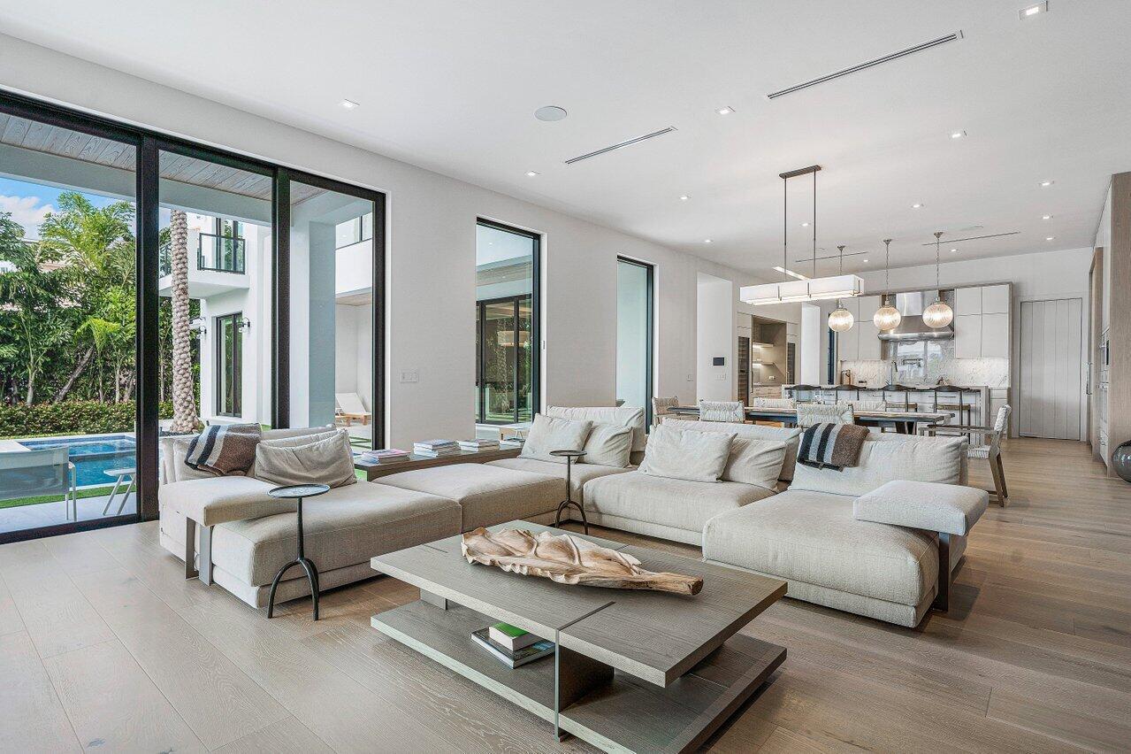 1014 Melaleuca Road