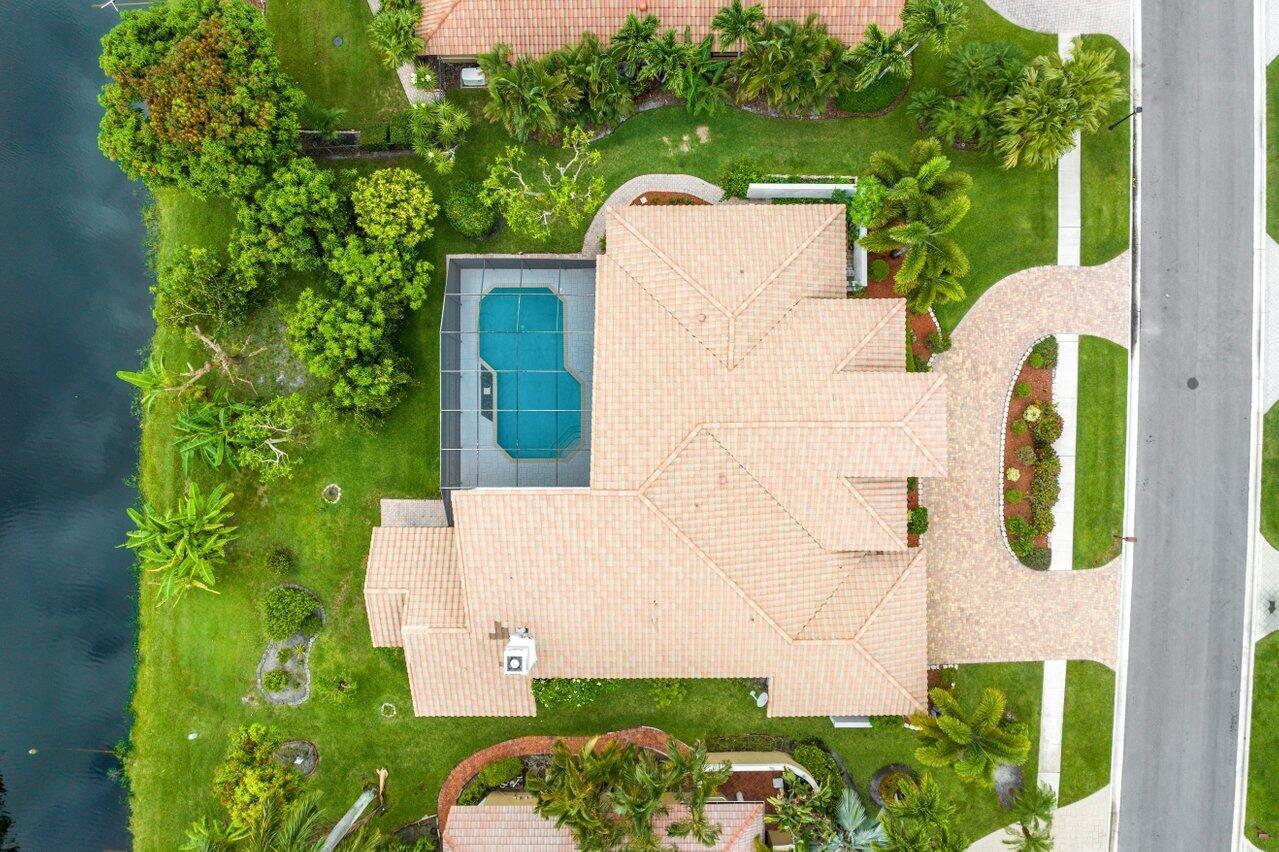 6670 Newport Lake Circle