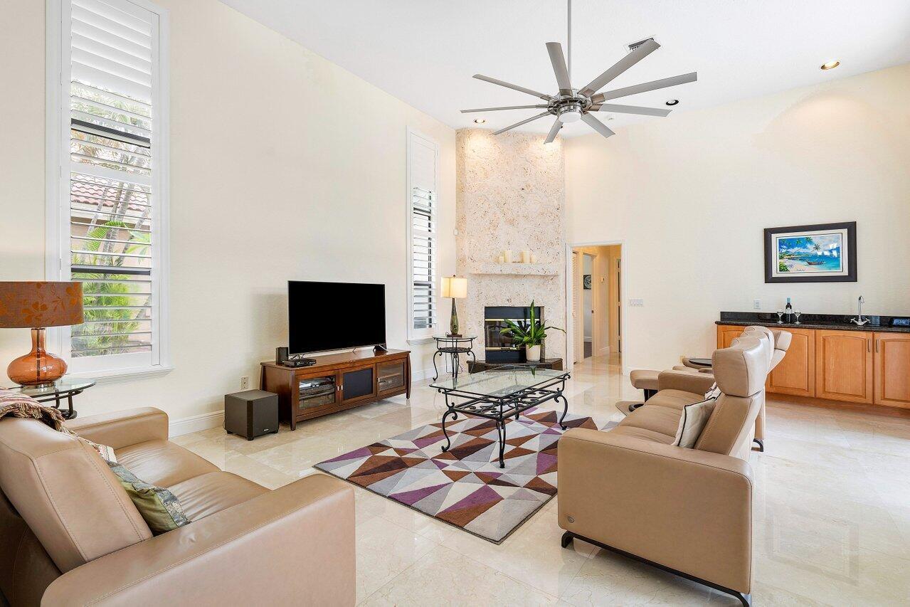 6670 Newport Lake Circle