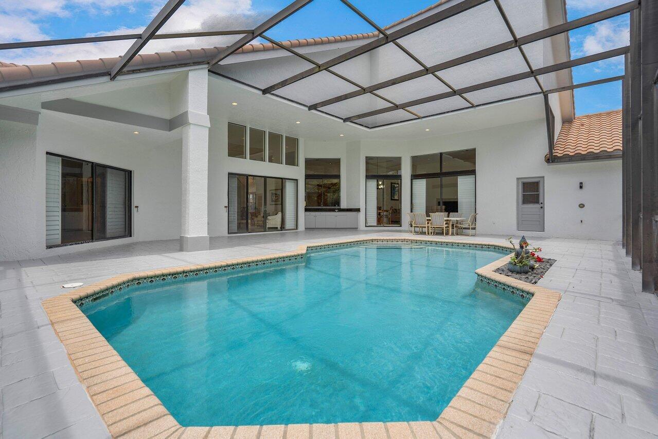 6670 Newport Lake Circle