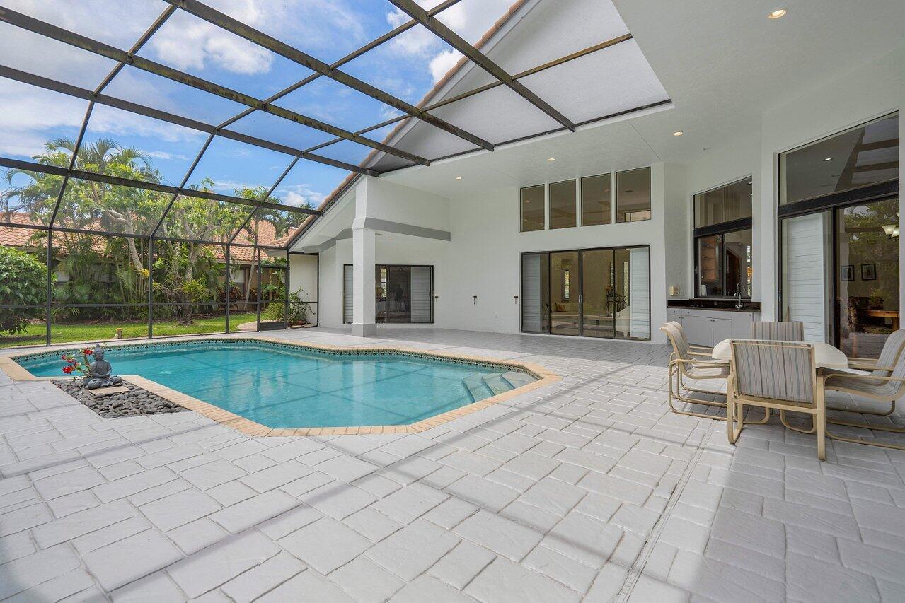6670 Newport Lake Circle