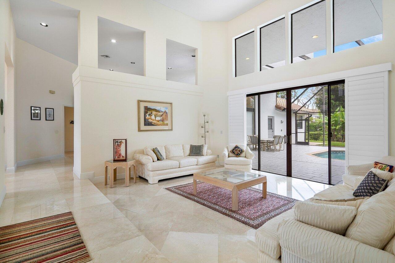 6670 Newport Lake Circle