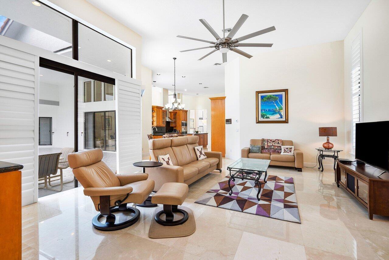 6670 Newport Lake Circle