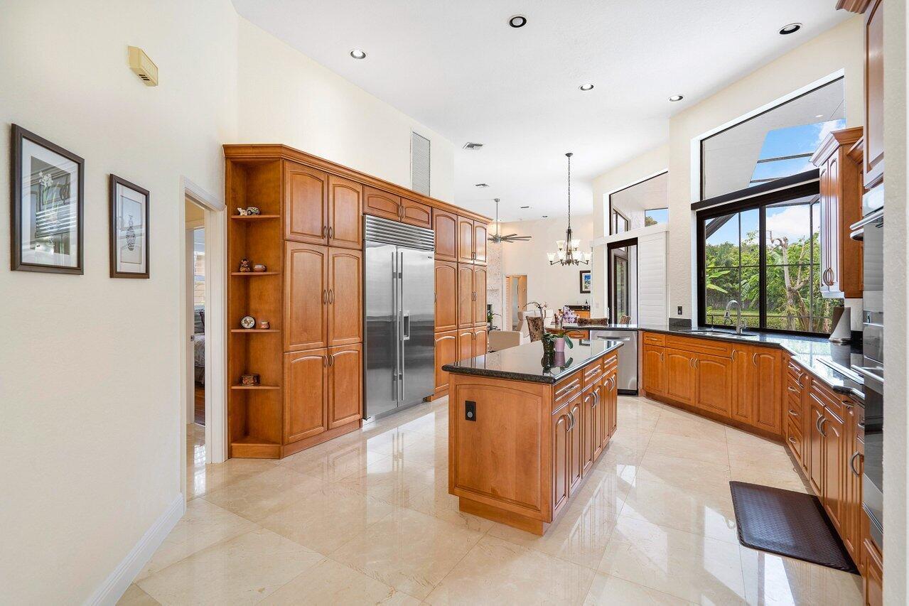 6670 Newport Lake Circle