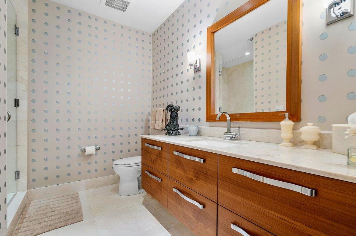 4001 N Ocean Boulevard Unit: 305