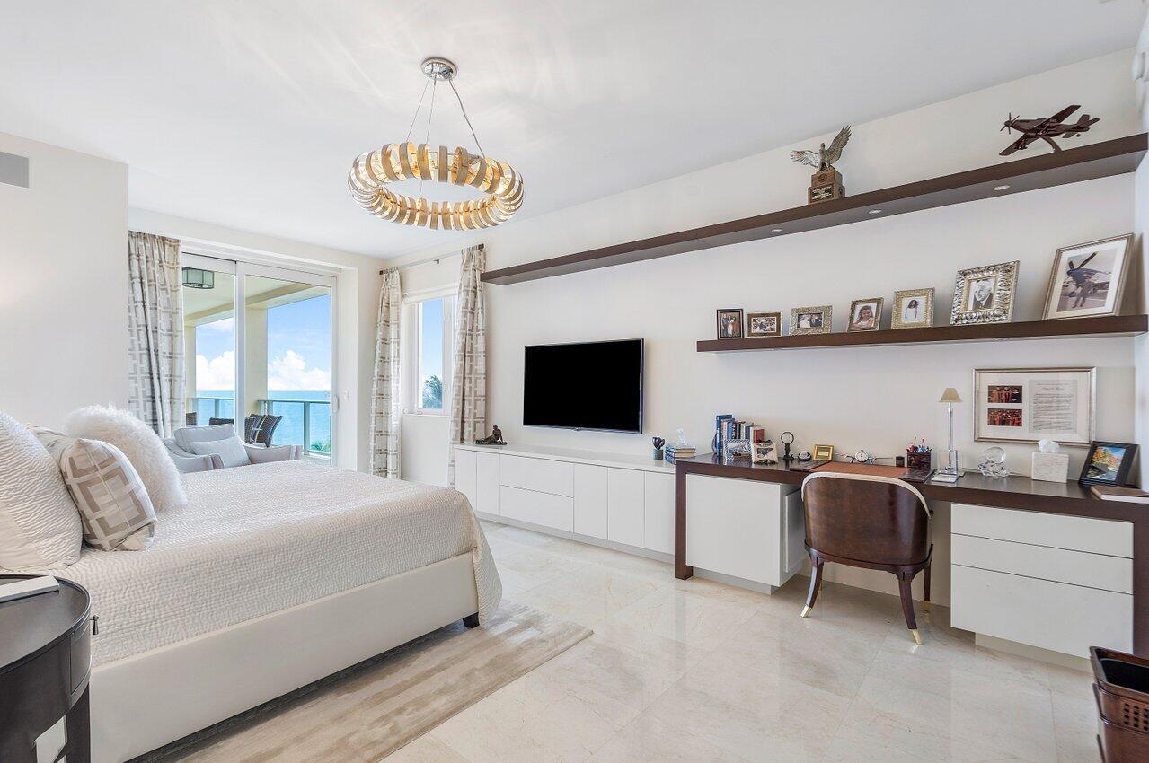 4001 N Ocean Boulevard Unit: 305