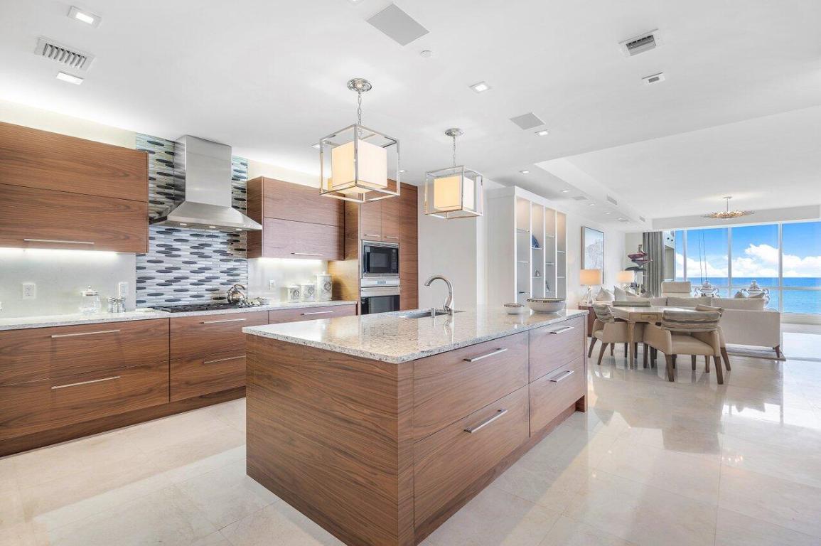 4001 N Ocean Boulevard Unit: 305