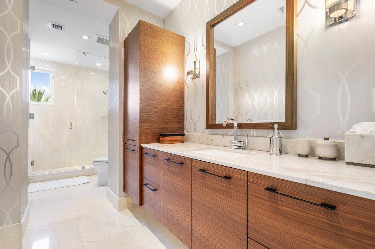 4001 N Ocean Boulevard Unit: 305