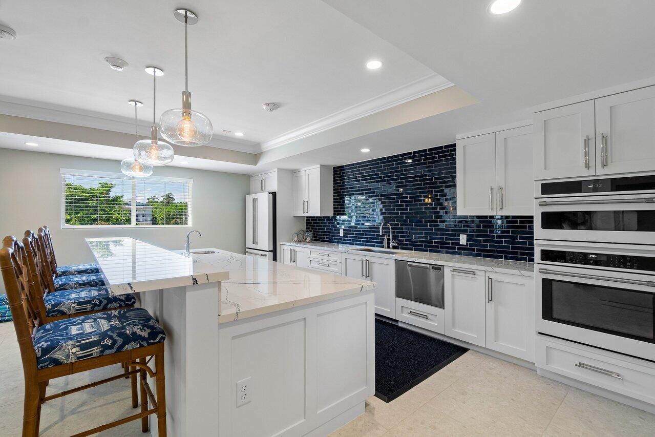 120 N Ocean Boulevard Unit: 207