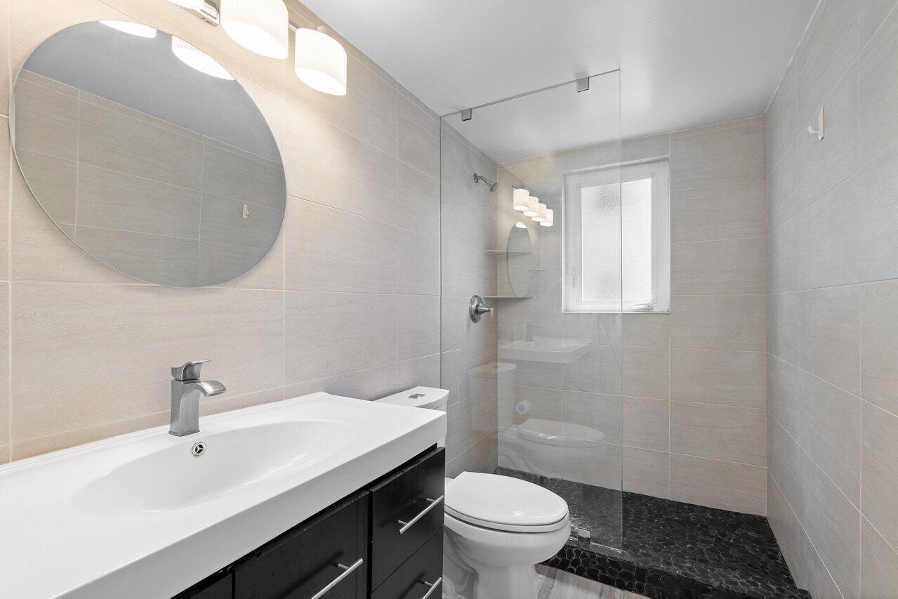 120 N Ocean Boulevard Unit: 207