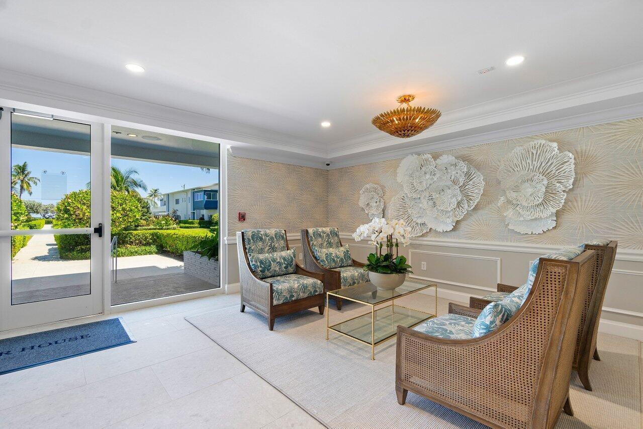 120 N Ocean Boulevard Unit: 207