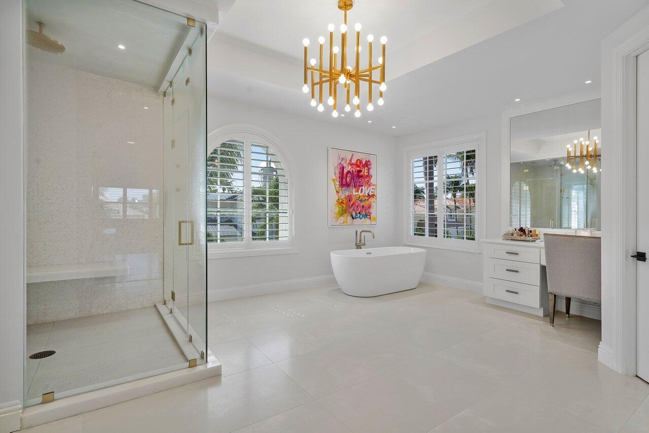 955 Iris Drive