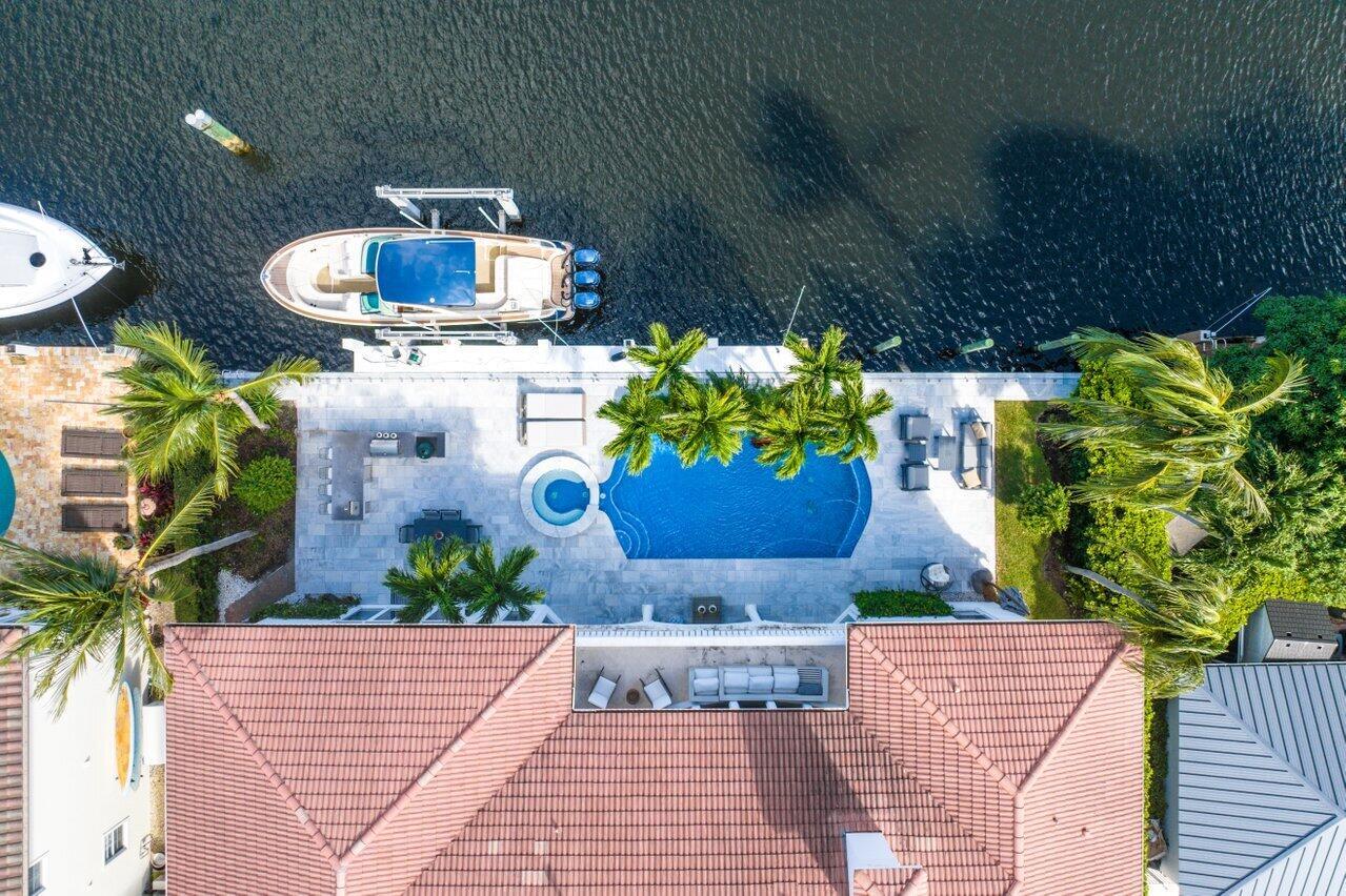 955 Iris Drive