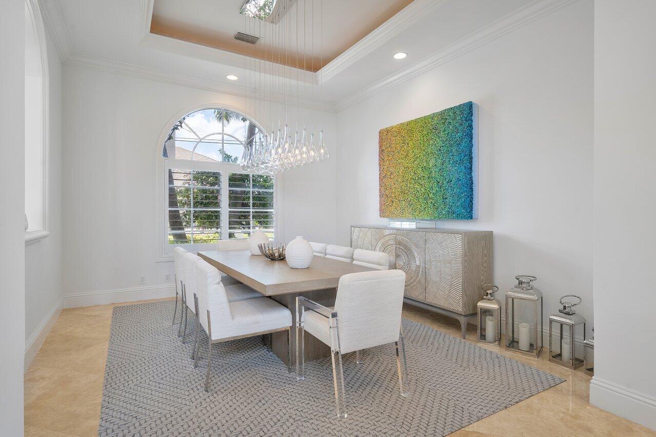 955 Iris Drive