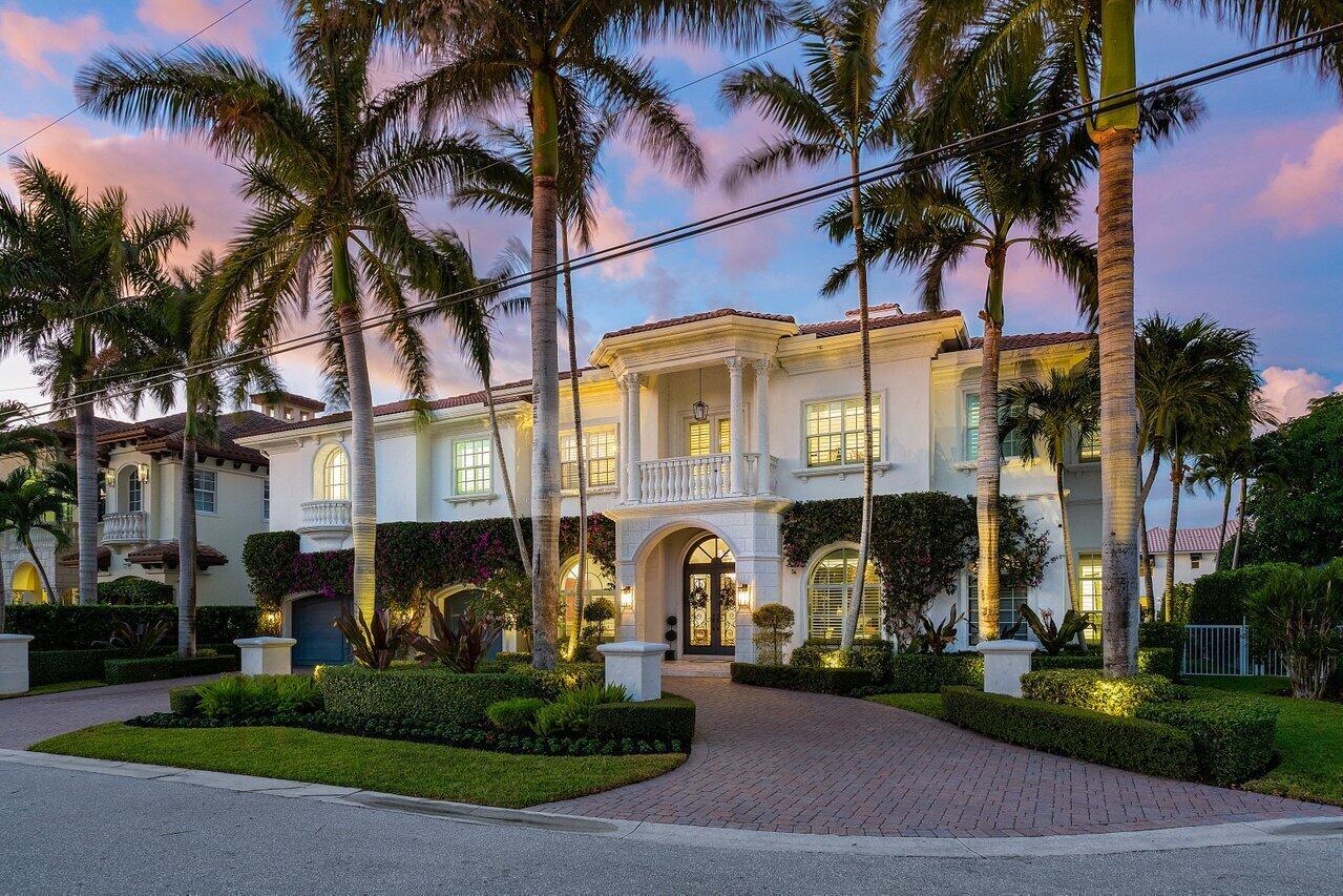 955 Iris Drive