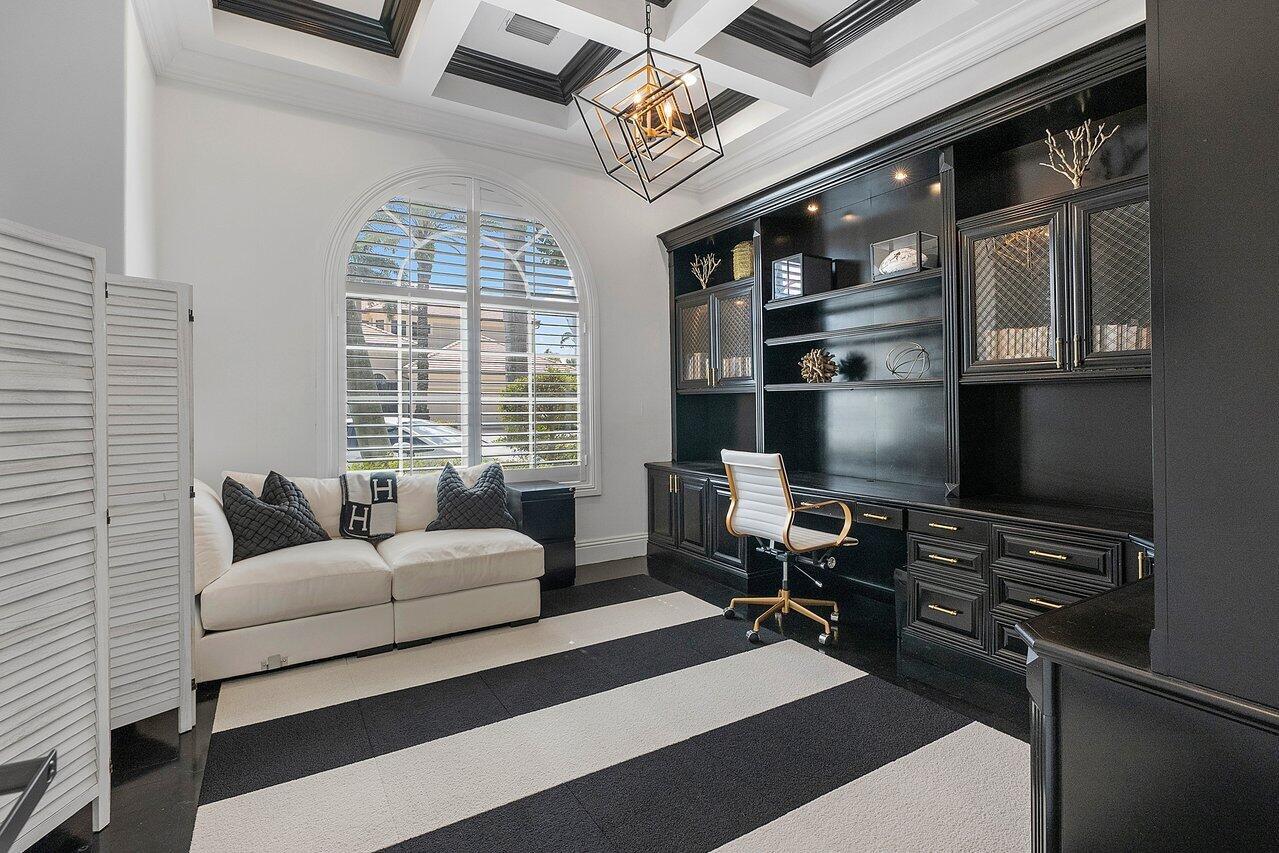 955 Iris Drive