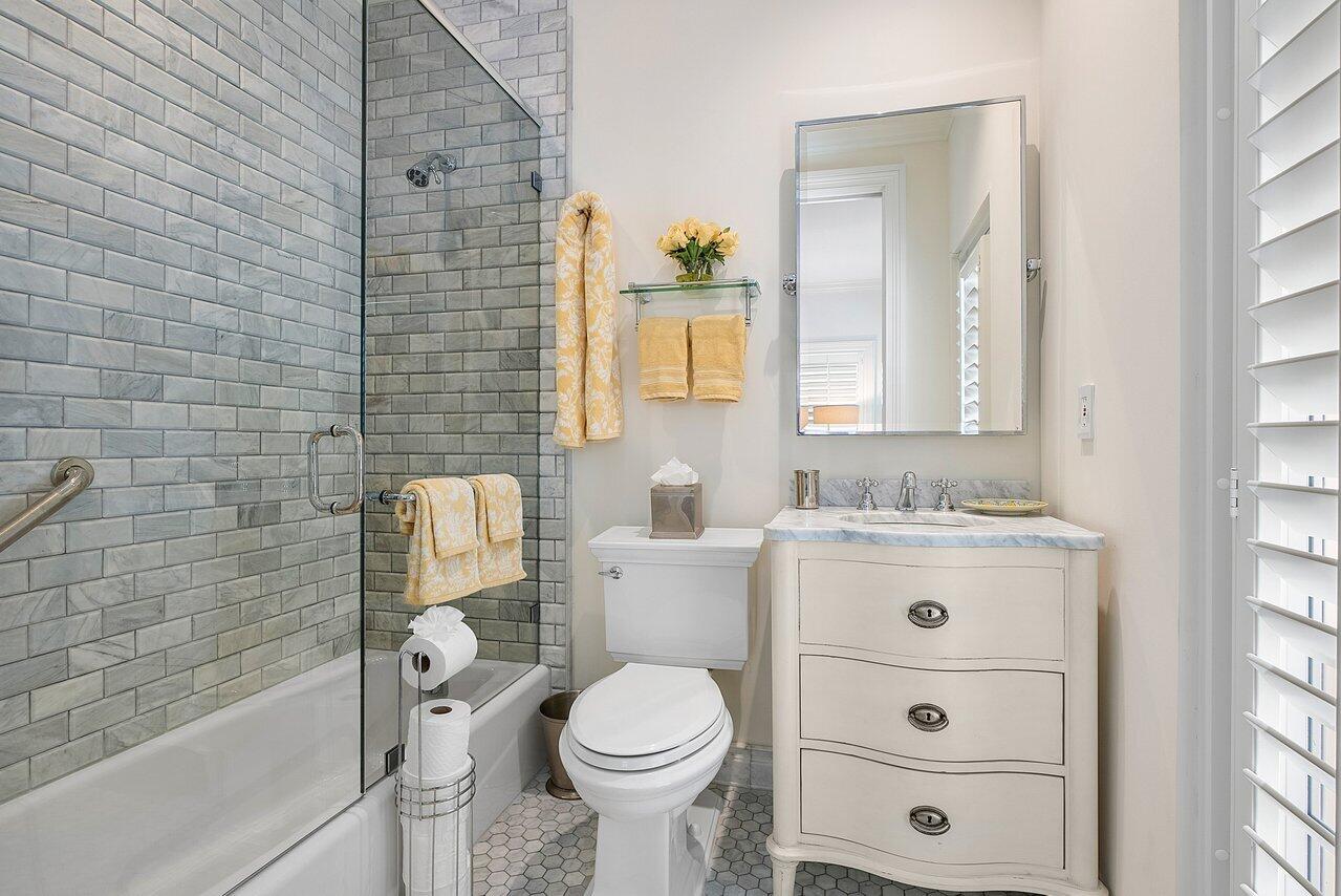 790 Andrews Avenue Unit: I101