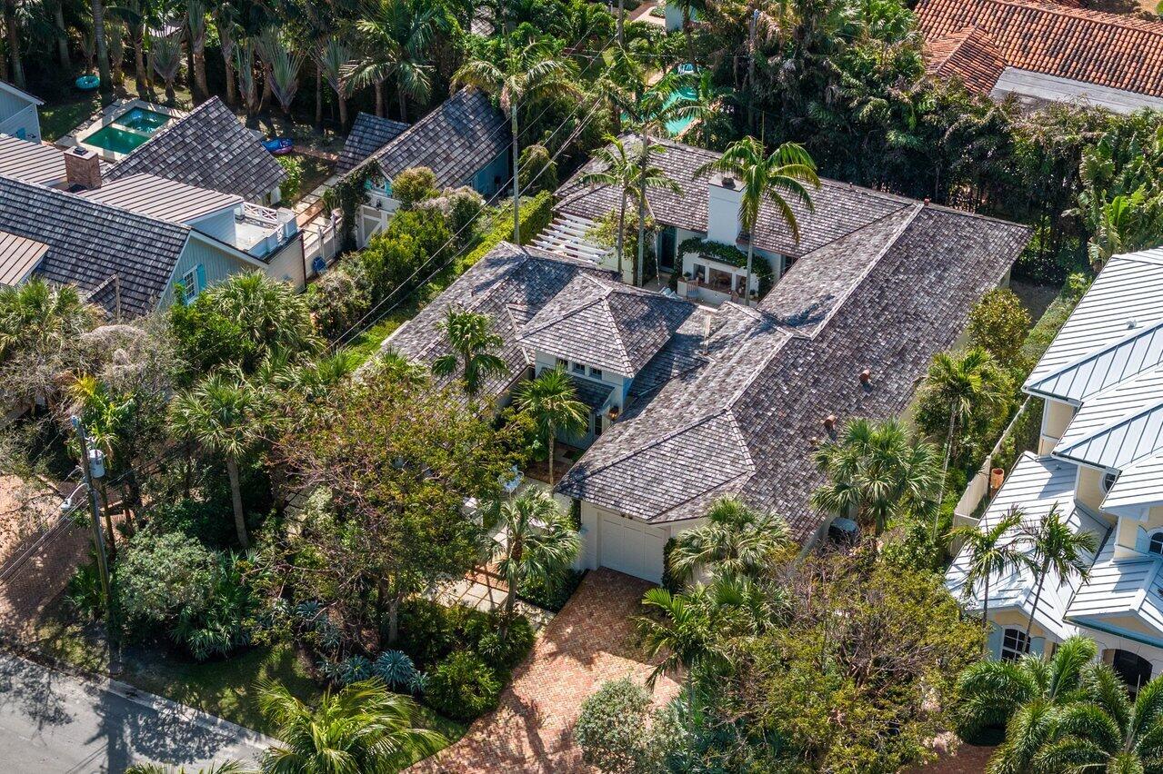 1102 N Vista Del Mar Drive