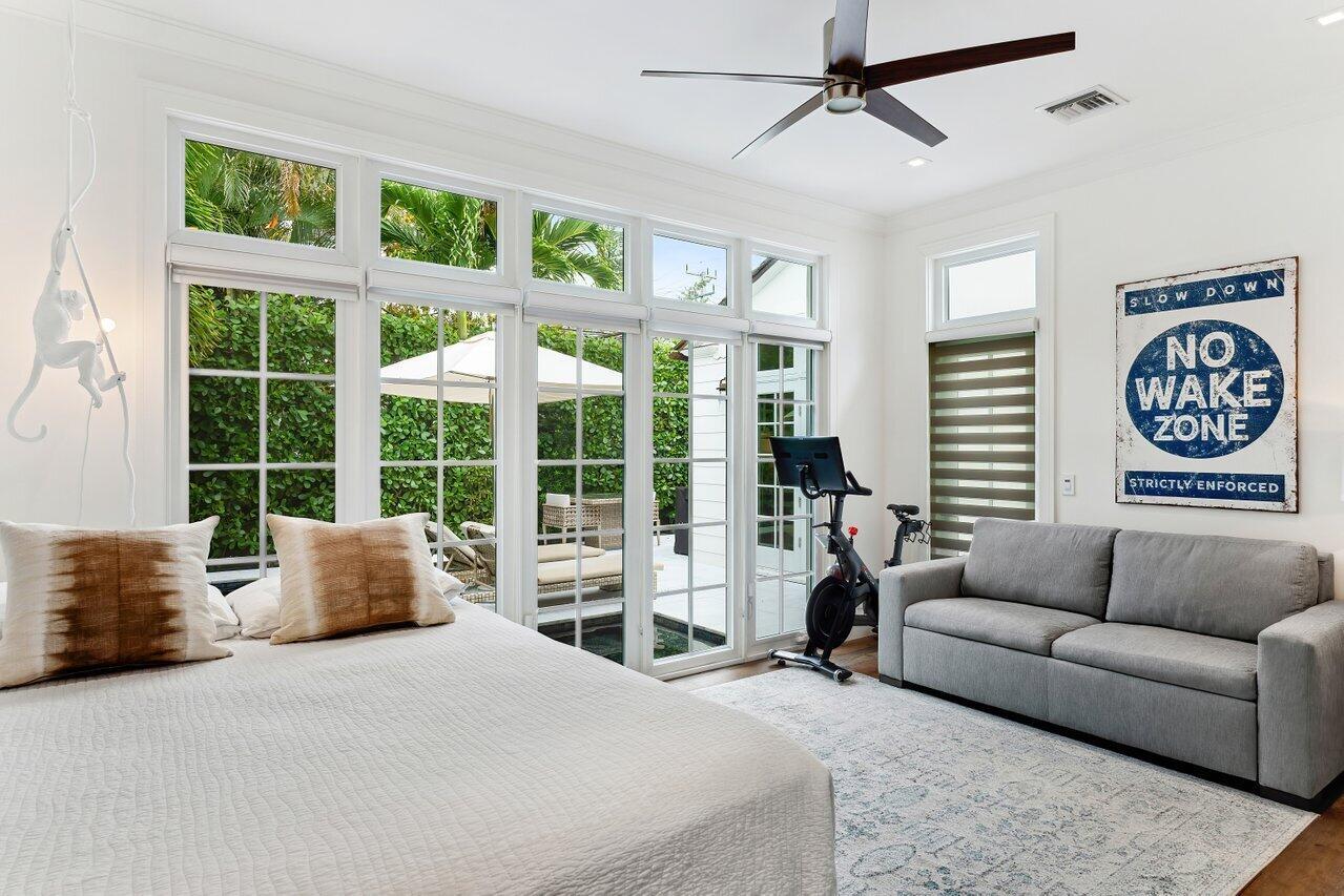 55 SE 7th Avenue