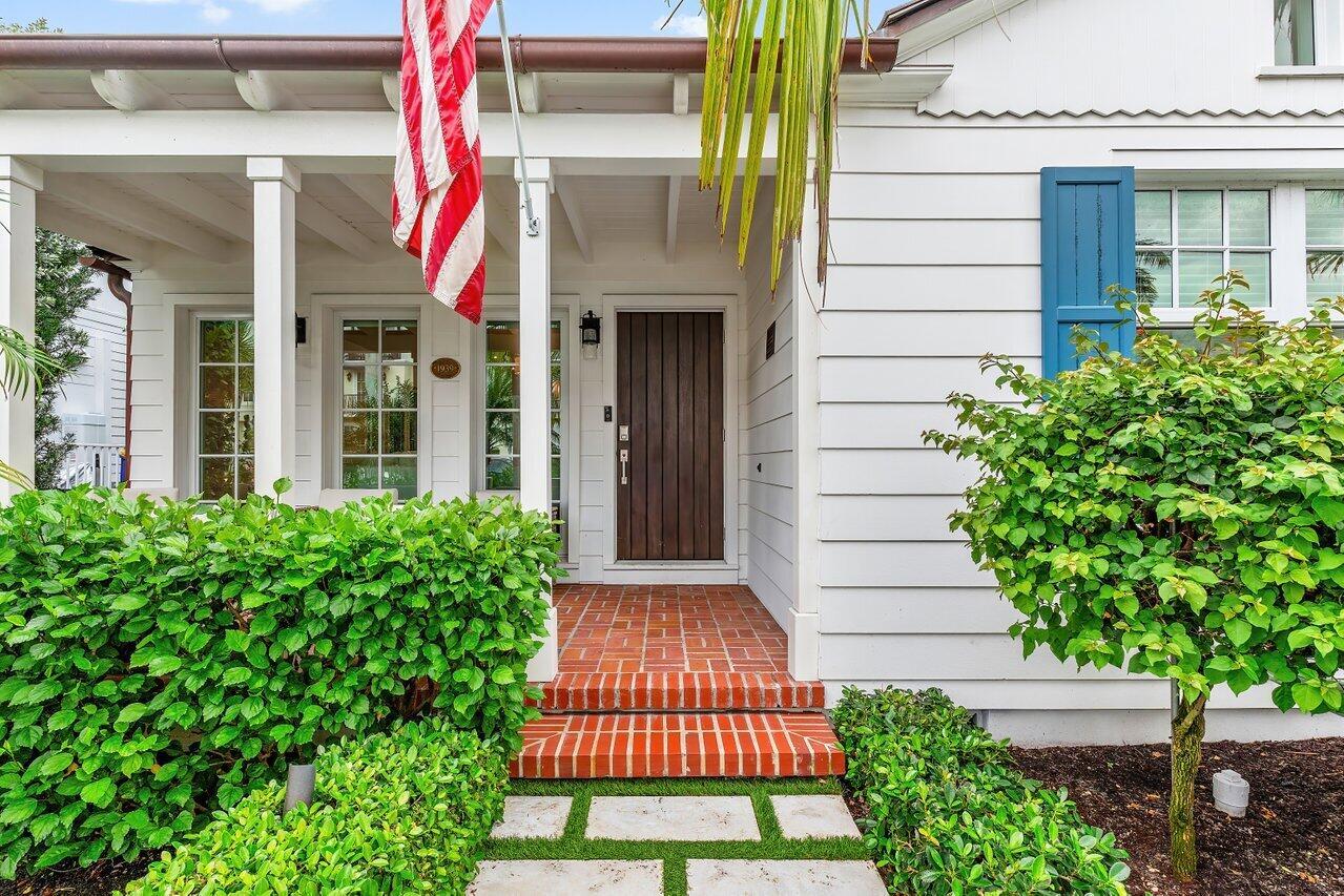 55 SE 7th Avenue